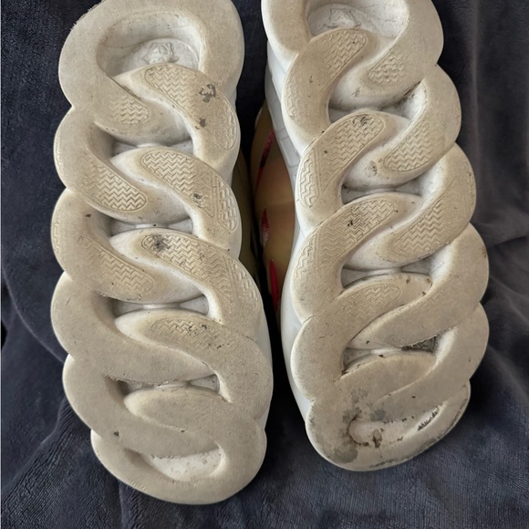 Versace Chain Runners - Picture 3 of 4